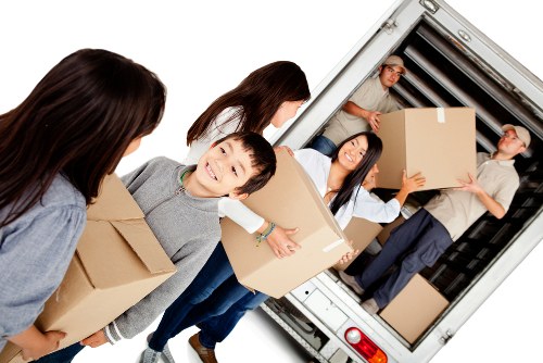 Removal van serving local homes in Kentish Town